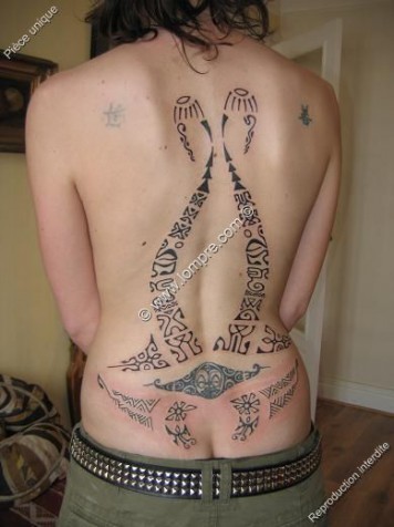 dorsal-tattoo-femme-polynesien-maohi_a